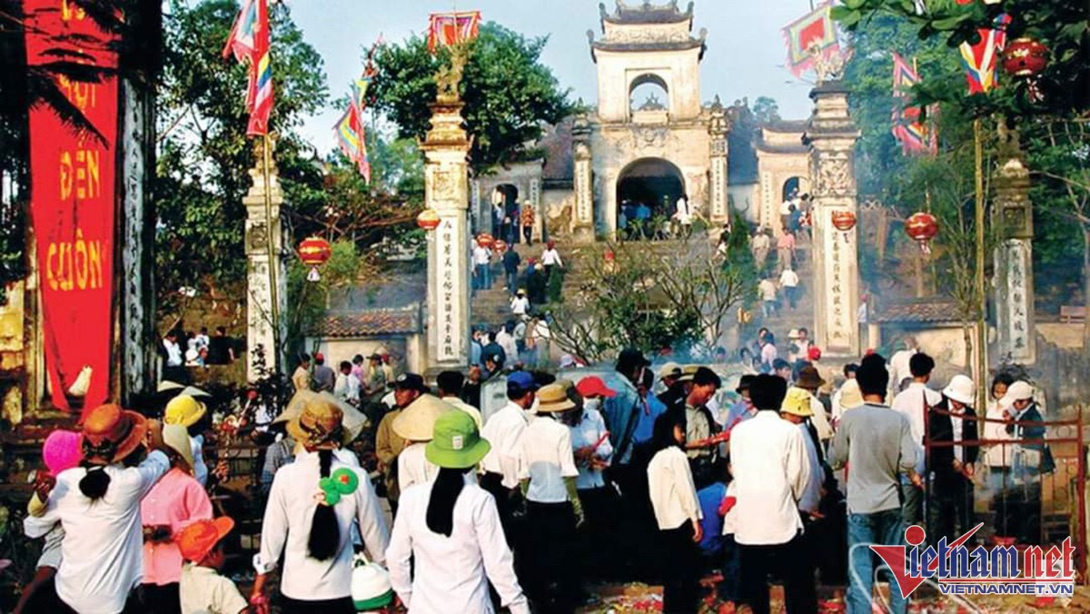 Ly giai chuyen ki bi o ngoi den linh thieng bac nhat xu Nghe-Hinh-8