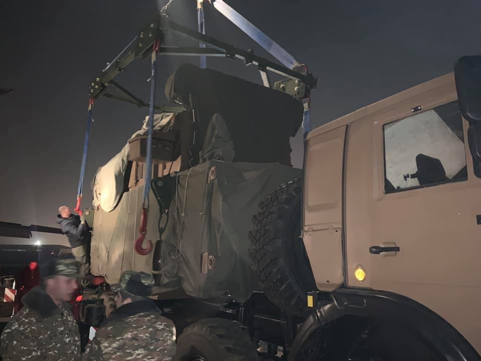 Trong thành tích của máy bay không người lái Thổ Nhĩ Kỳ Bayraktar TB2 trên chiến trường thì ngoài Tor-M2KM, còn có báo cáo về việc cả tổ hợp phòng không tầm xa S-300PS của Armenia cũng trở thành nạn nhân của nó.