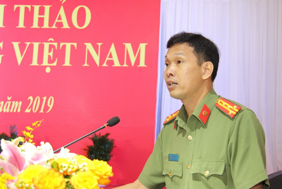 Đại tá Đẹp có trình độ Tiến sĩ tội phạm học và phòng ngừa tội phạm. 