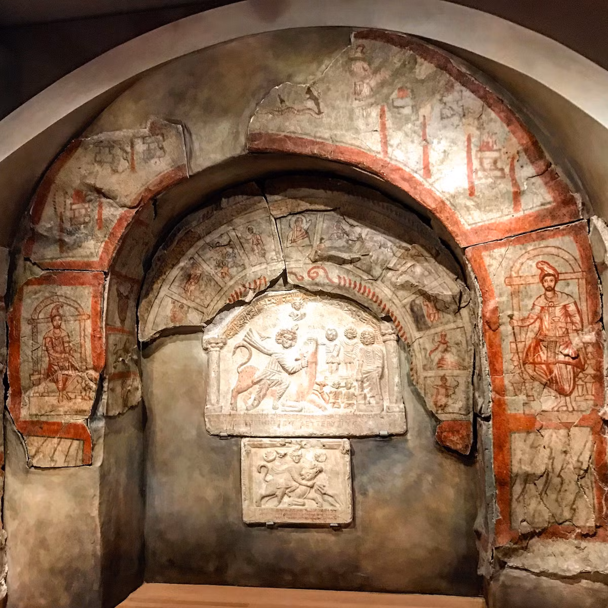 Việc nghiên cứu chiếc khiên tìm thấy ở Dura-Europos cung cấp cho các nhà khảo cổ nhiều thông tin giá trị về cách người xưa tạo ra nó. Ảnh: Jromansites.