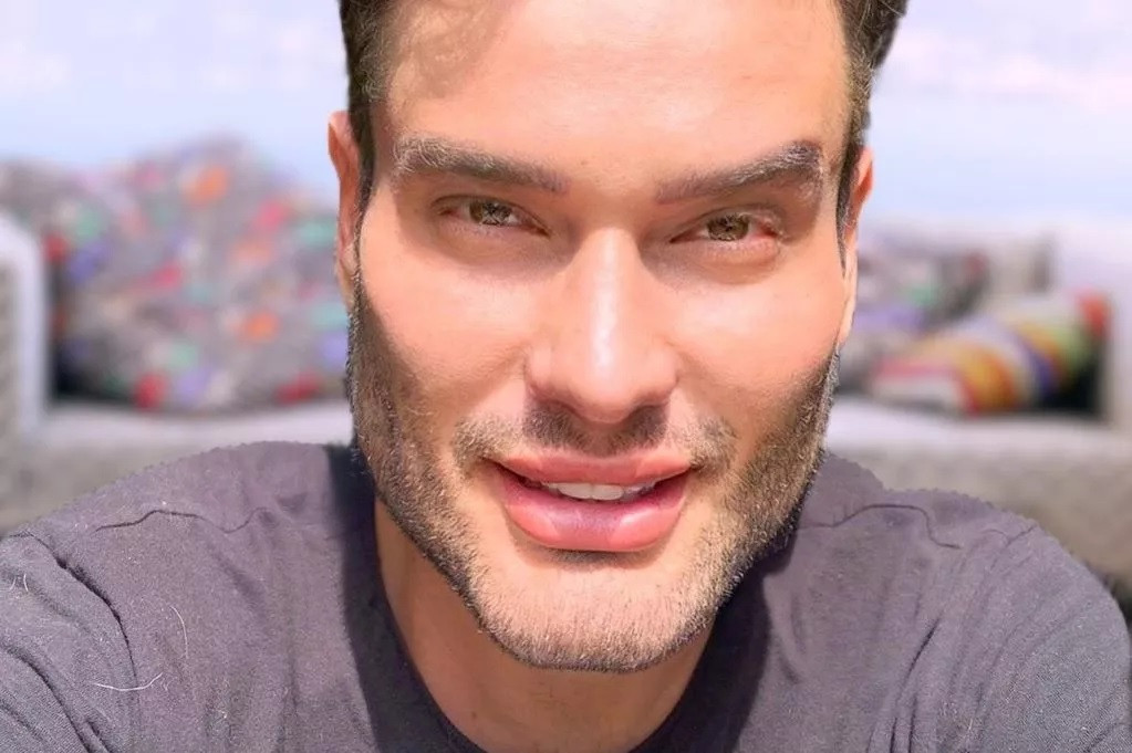 Ngoài ra, nhà ngoại cảm Salome cảnh báo về một cuộc khủng hoảng năng lượng toàn cầu sẽ có thể xảy ra trong năm 2025. Những thảm họa thiên nhiên như bão lũ, hạn hán có thể xảy ra ở những khu vực không ngờ đến. Ảnh: @athos_salome/Instagram.