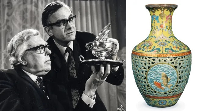 Từng được cho chỉ đáng giá vài trăm bảng Anh, một chiếc bình cổ có niên đại vào giữa thế kỷ 18 mới được bán với giá hơn 53 triệu bảng Anh (khoảng 1.633 tỷ đồng). Câu chuyện về chiếc bình này khiến nhiều người bất ngờ. Ảnh: BBC/PA.