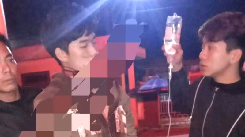 Cuu song nam thanh nien bi thanh sat dam xuyen qua cam