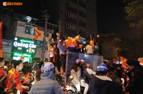 Truoc gio U23 Viet Nam “xuat tran”, CSGT TP HCM ra thong bao khan.-Hinh-4