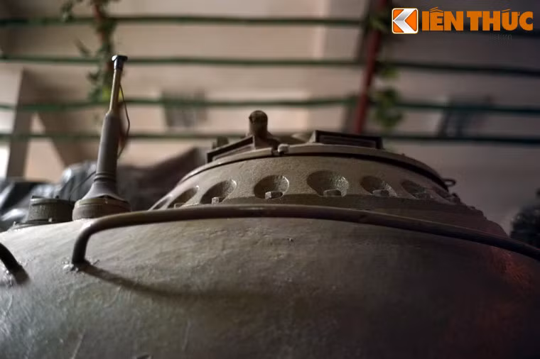 Sau năm 1975, xe tăng 390 tiếp tục thực hiện nghĩa vụ bảo vệ Tổ quốc. Năm 1979, xe tham gia chiến đấu bảo vệ biên giới Tây Nam, làm nhiệm vụ quốc tế trên đất Campuchia và bảo vệ biên giới phía Bắc.