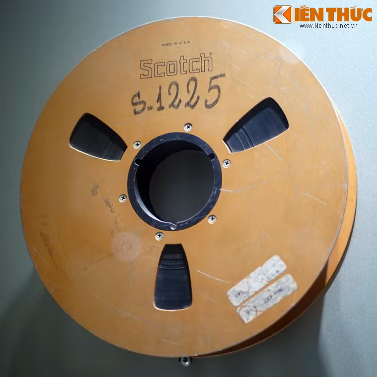 Băng phim, phóng viên Thông tấn xã Giải phóng miền Nam sử dụng trong kháng chiến chống Mỹ.