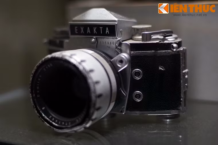 Máy ảnh Exakta, phóng viên ảnh Lâm Tấn Tài sử dụng để chụp ảnh ở đường Trường Sơn và căn cứ Sài Gòn - Gia Định từ năm 1966 - 1975.