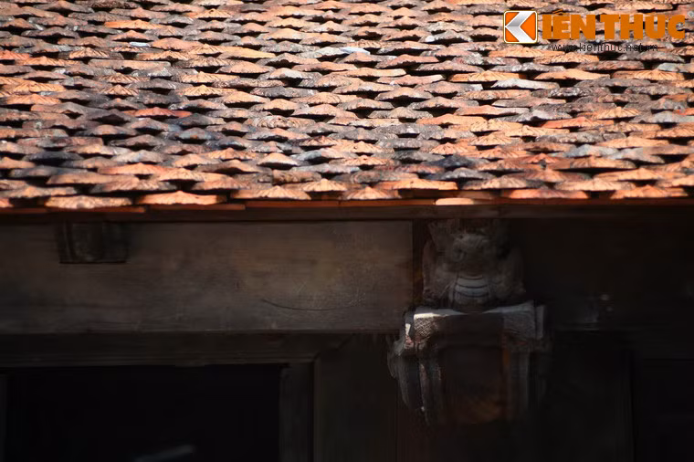 Mài đình lợp ngói mũi hài.