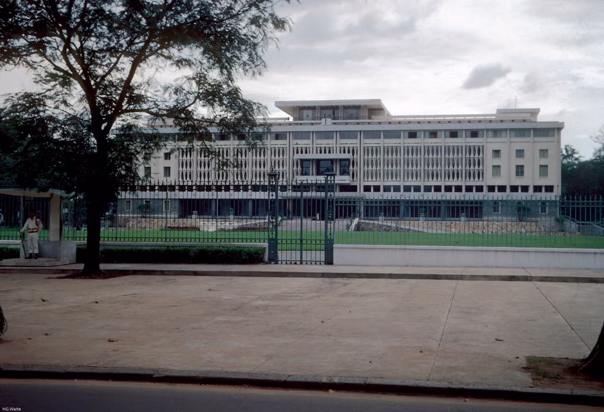 Dinh Độc Lập. Ảnh: Misssnep.smugmug.com.