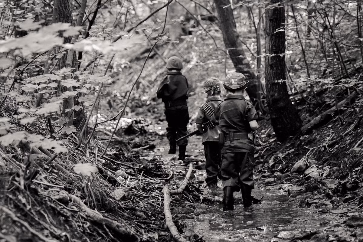 Các em bé trong bộ ảnh chính là con của vợ chồng nhiếp ảnh gia Zach và Hannah. Ảnh: Hannah C - 500px.com