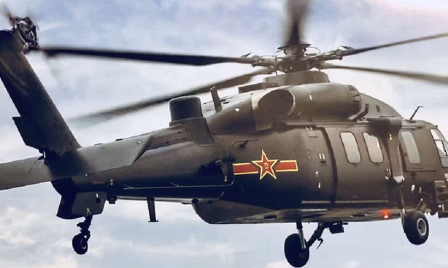 Trực thăng Z-20 hiện đã được Trung Quốc triển khai với số lượng lớn lên Tây Tạng - nơi có độ cao lớn, địa hình hiểm trở và gần như không một loại trực thăng vận tải nào khác của Trung Quốc có thể leo lên được. Nguồn ảnh: Sina.