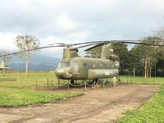 Tới tháng 7/1968, Mỹ buộc phải rút quân khỏi căn cứ này do không thể chịu được áp lực của quân giải phóng, bất chấp việc chúng đã dùng tới máy bay ném bom chiến lược rải thảm. Nguồn ảnh: Pinterest.