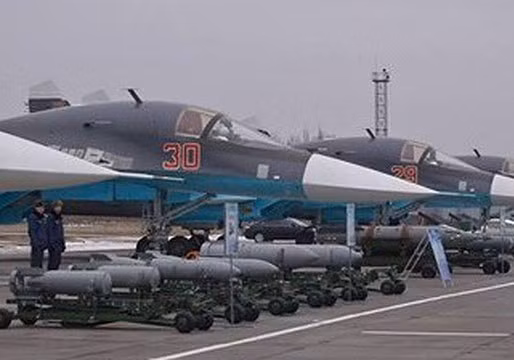 Su 34 là phương tiện mang phóng siêu bom