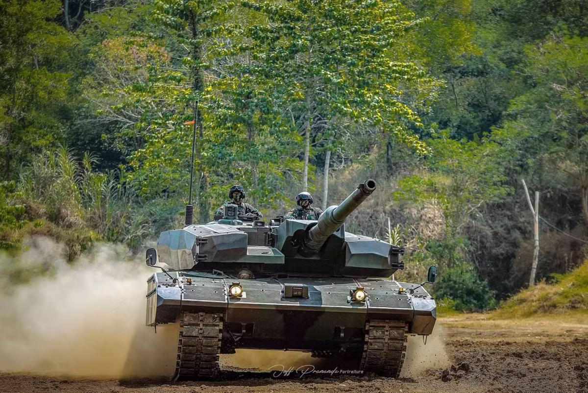 Xe tăng chủ lực Leopard 2 phiên bản 2A4+ của Lục quân Indonesia. Nguồn ảnh: AMDR.