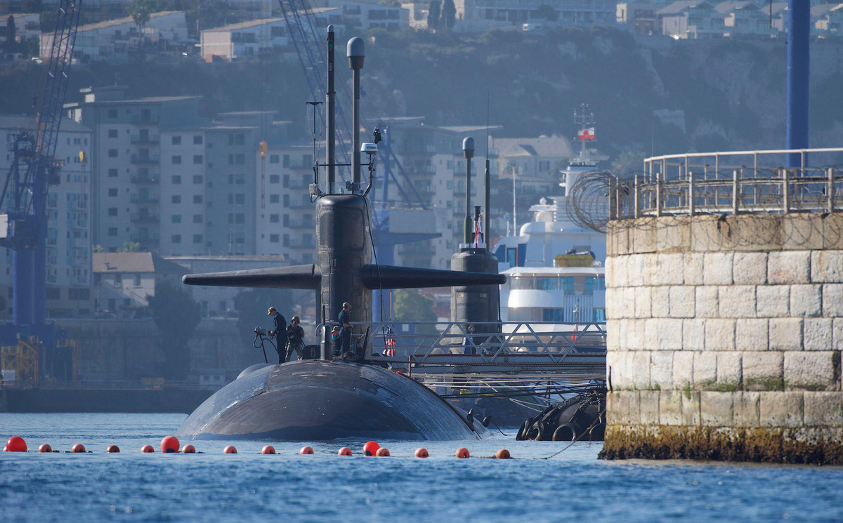 Giống các tàu ngầm hạt nhân lớp Los Angeles khác, tàu USS Olympia được trang bị một lò phản ứng hạt nhân S6G cùng với hai tua bin, cung cấp 35.000 mã lực cùng với một động cơ điện công suất 325 mã lực. Nguồn ảnh: BI.