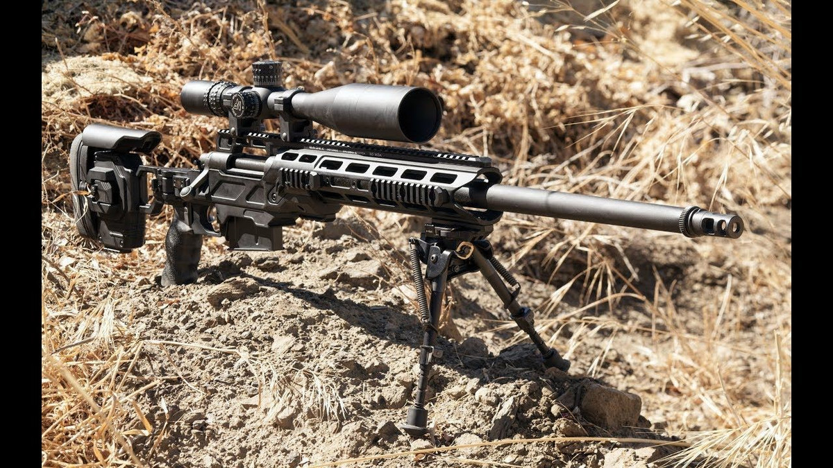 Mẫu súng trường bắn tỉa cỡ nòng lớn này có chiều dài cơ sở vào khoảng 1.333 mm; trọng lượng tổng thể 11,4 kg và trang bị hộp tiếp đạn 5 viên.