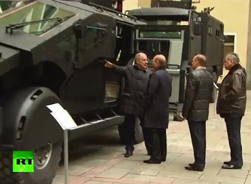 Trước đây, một số hình ảnh từng cho thấy sự xuất hiện của xe bọc thép siêu khủng dành cho lực lượng đặc biệt Nga tại bán đảo Crime. Đây là dòng xe độc đáo nhưng cũng đầy bí ẩn của Nga.
