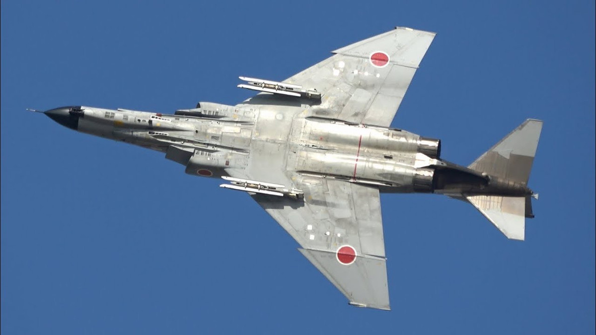 Mặc dù đã nâng cấp chúng bằng các thiết bị điện tử hàng không của tiêm kích thế hệ 4 nhưng nhìn chung các máy bay F-4 này đã hết tiềm năng khai thác và sẽ là đối tượng bị thay thế đầu tiên.