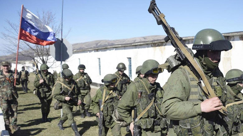 Một nhà báo người Nga đã đăng tải loạt phóng sự điều tra, tung ra nhiều bằng chứng về việc các lính đánh thuê của nước này bị Mỹ sát hại khi đang tham chiến ở Syria. Tuy nhiên loạt phóng sự chưa kịp kết thúc, nhà báo này đã bị thiệt mạng do "rơi từ ban công xuống đất" hồi tháng 4/2018. Nguồn ảnh: BI.