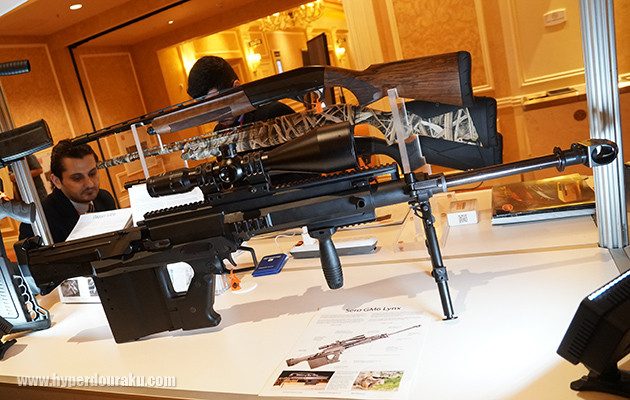 Mặc dù có sức công phá rất mạnh, tuy nhiên điểm yếu của khẩu súng bắn tỉa này là nó quá nặng, trọng lượng rỗng lên tới 17,5kg và khi nạp đầy đạn, súng sẽ nặng tới gần 20 kg. Nguồn ảnh: Grifl.