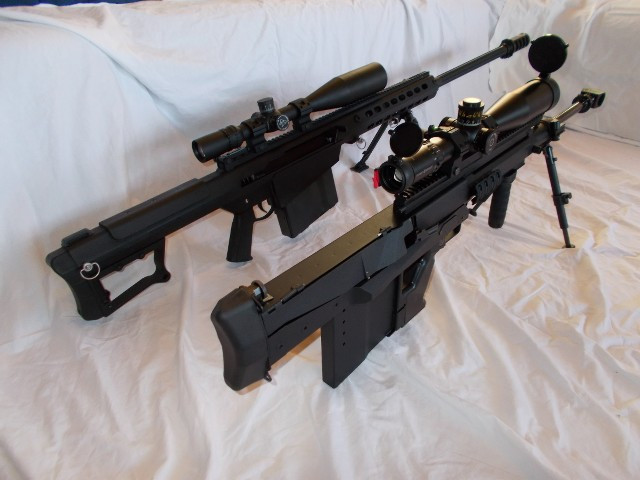 Ngoài ra, phiên bản M3 của khẩu súng bắn tỉa này thậm chí còn sử dụng cỡ đạn kinh khủng hơn - cỡ 14,5x114mm. Đây là cỡ đạn cực đại, thậm chí còn có khả năng đục đứt xích một vài loại xe tăng. Nguồn ảnh: Pinterest.