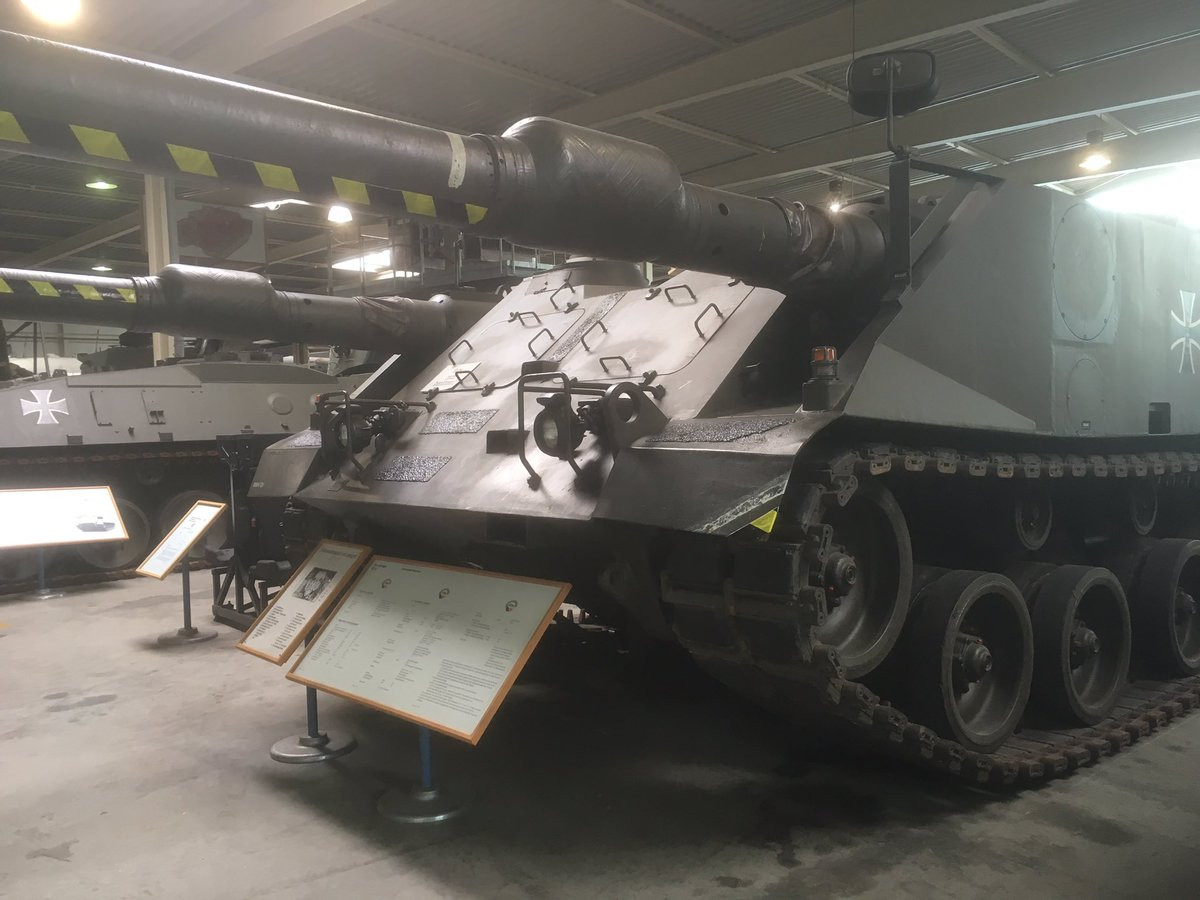 Đây có thể coi là một tiến bộ vượt bậc vào thời điểm này. Tuy nhiên do có cơ chế hoạt động hơi phức tạp, VT-1 chưa bao giờ được sản xuất hàng loạt mà chỉ được coi là một chương trình nghiên cứu mang tính thử nghiệm. Nguồn ảnh: Pinterest.