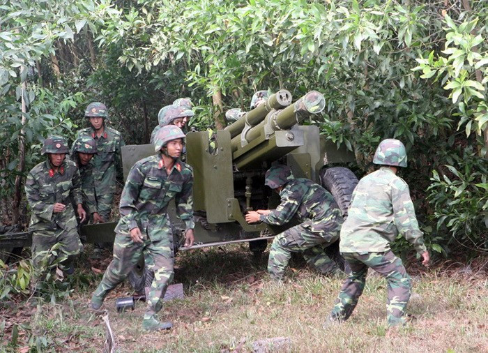 Trong lễ công bố Sách trắng Quốc phòng 2019, Thứ trưởng - Thượng tướng Nguyễn Chí Vịnh nhấn mạnh rằng Sách trắng Quốc phòng được công bố “nhằm minh bạch hóa” chính sách quốc phòng và “xây dựng lòng tin” với các quốc gia trên thế giới. Nguồn ảnh: TL.