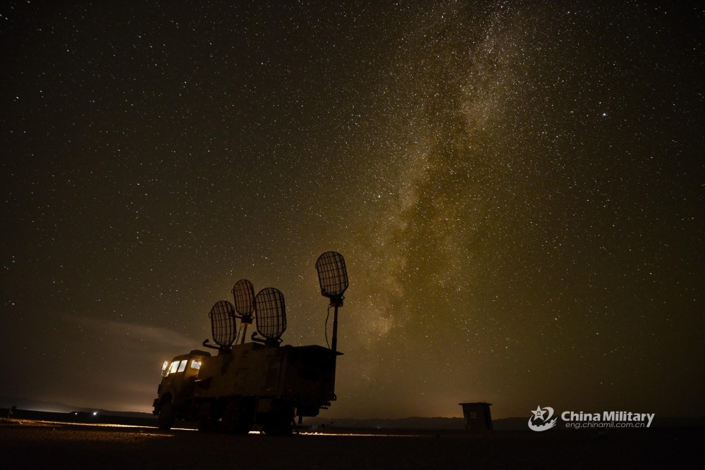 Các loại mục tiêu bay mà HQ-22 có thể triệt hạ được một cách dễ dàng bao gồm các loại máy bay ném bom, máy bay tiêm kích, máy bay không người lái hay thậm chí là cả tên lửa hành trình của đối phương. Nguồn ảnh: Sina.