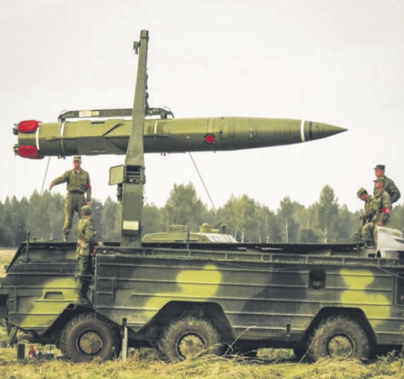 Nga cũng từng xuất khẩu loại tên lửa này tới nhiều quốc gia trên thế giới bao gồm Belarus, Bulgaria, Triều Tiên, Syria hay Yemen. Với kinh nghiệm sử dụng và vận hành tên lửa Scud, Việt Nam hoàn toàn có thể tự tin tiếp cận loại tên lửa này nếu được Nga cho phép. Nguồn ảnh: Pinterest.