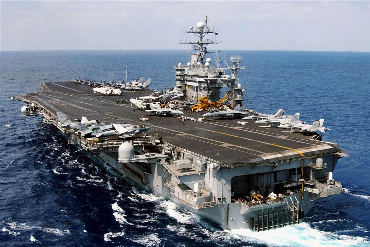 USS Harry S. Truman là tàu sân bay thứ 8 trên tổng số 10 tàu sân bay được đóng theo lớp Nimitz của Hải quân Mỹ. Tàu sân bay này được đặt tên theo Tổng thống thứ 33 của nước Mỹ và có cảng chính đặt ở Virginia.