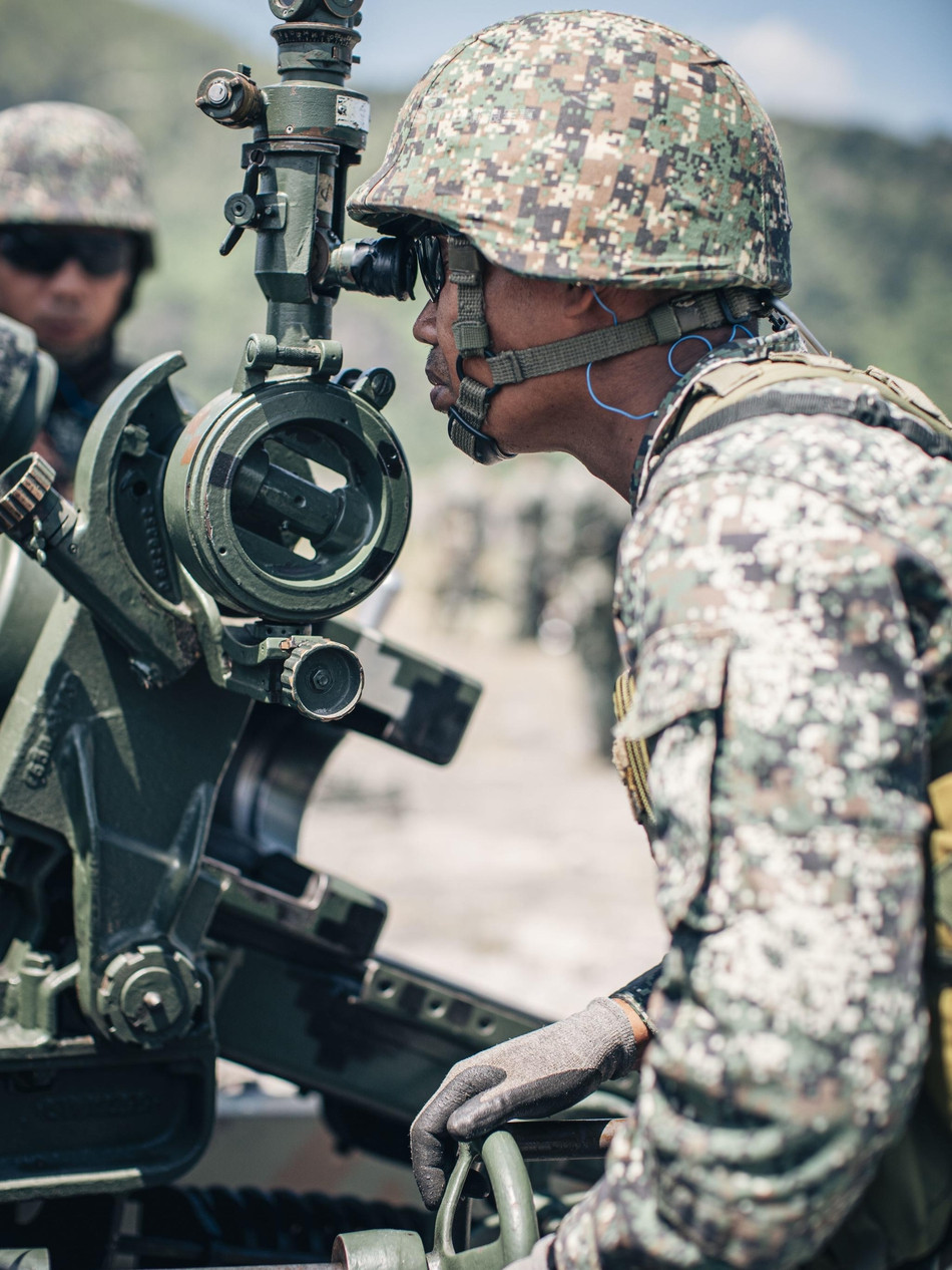 Khẩu pháo sử dụng cỡ nòng 105mm này có trọng lượng tổng cộng chỉ 2,2 tấn, từng được sử dụng rất rộng rãi trong Chiến tranh Thế giới thứ hai và có độ cơ động rất cao, có thể kéo được chỉ bằng xe jeep hoặc bằng sức người. Nguồn ảnh: USAM.