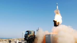 Tên lửa được thiết kế với động cơ tên lửa rắn, hai giai đoạn phóng, tầm bắn tối đa từ 1,7 cho tới 30 km, tầm bay cao tối đa 13 km và có tốc độ Mach 3.5 tương đương 1191 km/giây. Nguồn ảnh: Pinterest.