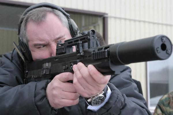 Tuy nhiên, do cỡ nòng lớn và được thiết kế cho những nhiệm vụ chuyên biệt nên trọng lượng lớn cũng là điều dễ hiểu.