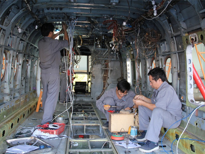 Việc tự sửa chữa, đại tu được trực thăng Mi-8/17 trong nước cũng khẳng định được trình độ khoa học kỹ thuật của quân đội ta nói riêng và của Việt Nam nói chung. Nguồn ảnh: QPVN.