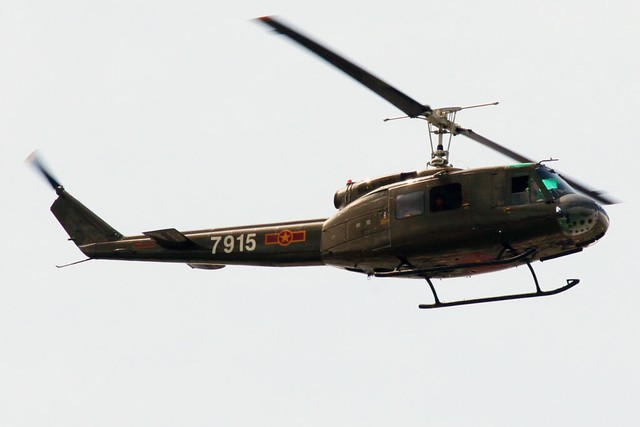 Tới thời điểm hiện tại, dù phần lớn các trực thăng UH-1 trong biên chế của Việt Nam đã hết niên hạn, tuy nhiên khẩu súng máy M134 với khả năng xả đạn lên tới 6000 viên mỗi phút vẫn được coi là khẩu súng có tốc độ bắn cao nhất mà quân đội Việt Nam sở hữu. Nguồn ảnh: TL.