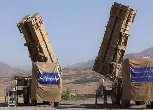 Công nghệ radar hiện đại cũng cho phép hệ thống Khordad 15 phát hiện các mục tiêu tàng hình ở khoảng cách 85 km và tiêu diệt chúng trong phạm vi 45 km.