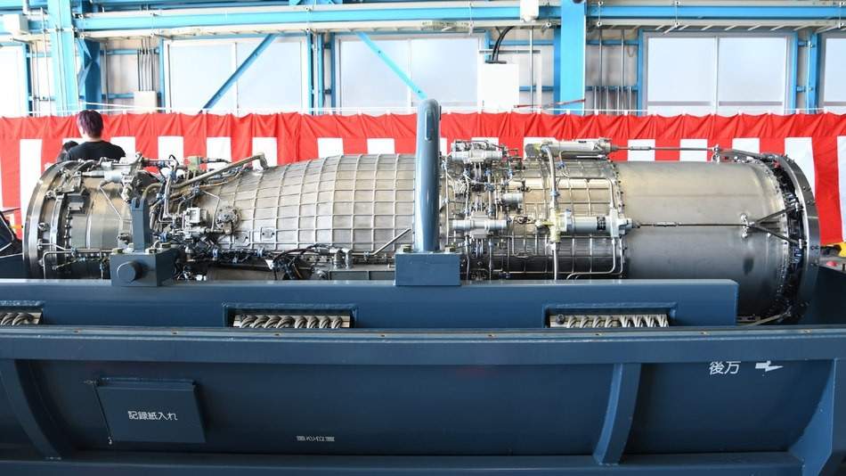 Mới đây, Nhật Bản thậm chí còn tự tin trưng bày động cơ của chiến đấu cơ X-2 Shinshin này một cách công khai. Đây là động cơ IHI XF5 cũng do Nhật Bản tự sản xuất và được thiết kế riêng cho X-2 Shinshin. Nguồn ảnh: Sina.