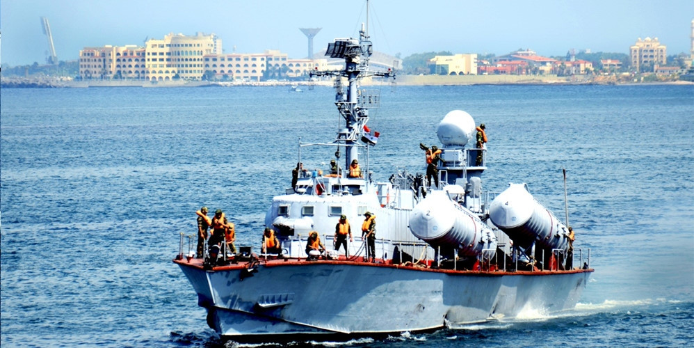 Tốc độ cao vượt trội cho phép các tàu tên lửa lớp Osa thực hiện lối đánh chớp nhoáng rất táo bạo. Nguy hiểm nhất trên tàu chính là những loại tên lửa đối hạm P-15 Termit. Nguồn ảnh: BHQ.