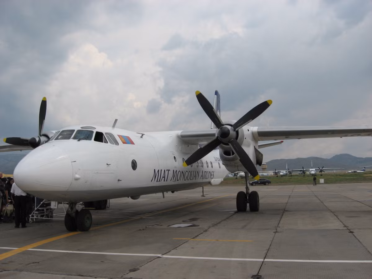 Đây đều là các máy bay vận tải được Mông Cổ mua từ Ukraine trong quá khứ. Chủ yếu các máy bay này được Mông Cổ sử dụng trong nhiệm vụ vận tải binh lính. Nguồn ảnh: Rumil.