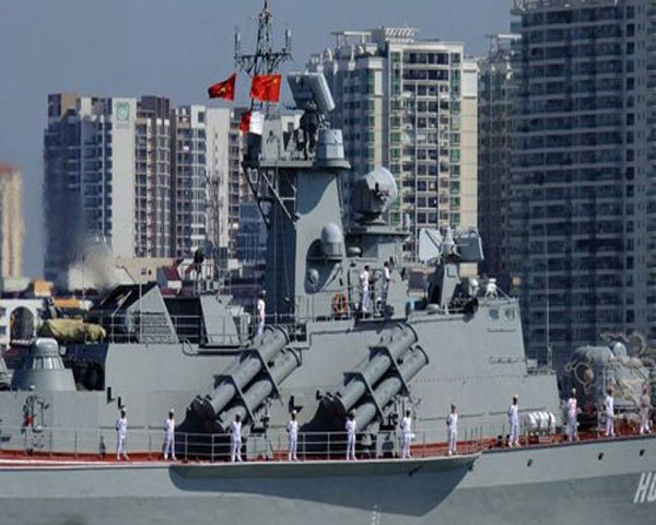 Hai phiên bản phổ biến nhất của Kh-35 đó là Kh-35 và Kh-35U. Hai phiên bản này cùng mang theo lượng đầu nổ 145 kg nhưng có tầm hoạt động khá khác biệt, lần lượt là 130 km cho tới 250 km. Nguồn ảnh: TL.