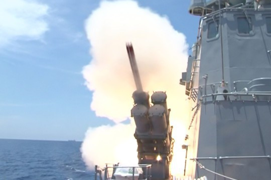 Đây là một yếu tố rất quan trọng vì việc triển khai được một loại tên lửa từ nhiều cơ cấu khác nhau sẽ cung cấp khả năng chiến đấu đa dạng, khiến đối phương khó có thể bắt bài hoặc khắc chế được. Nguồn ảnh: TL.