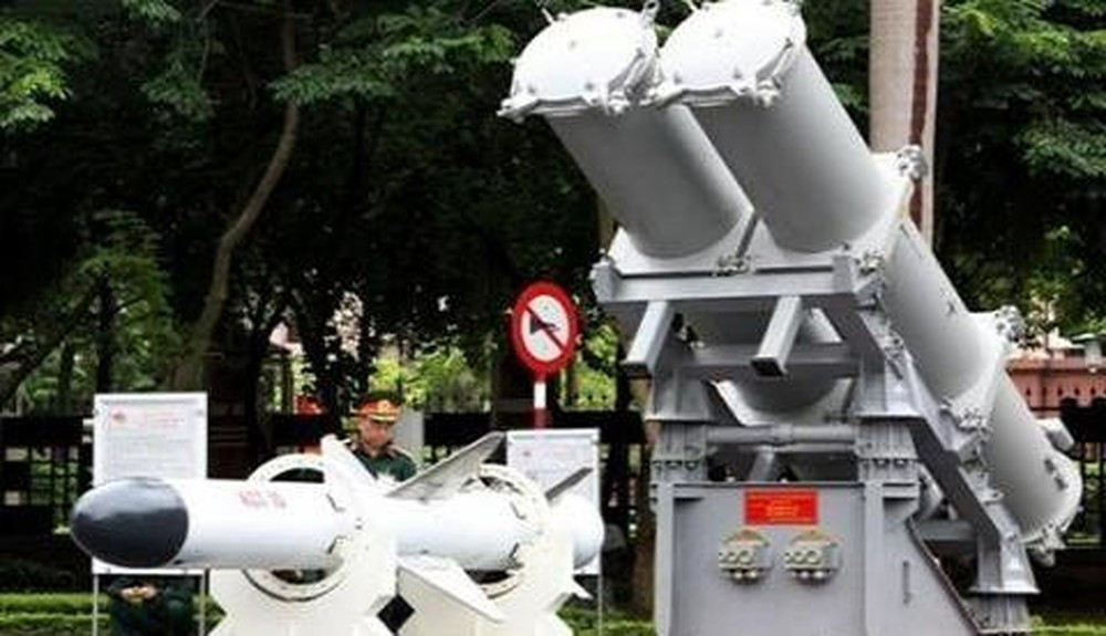 Mặc dù đã ra đời từ năm 1983 và tới nay đã tồn tại được 1/4 thế kỷ, tuy nhiên tên lửa Kh-35 vẫn được coi là một trong những loại vũ khí hiện đại, có hiệu quả tác chiến rất tốt và là một trong những nhân tố quan trọng trong lối tác chiến phi đối xứng. Nguồn ảnh: TL.