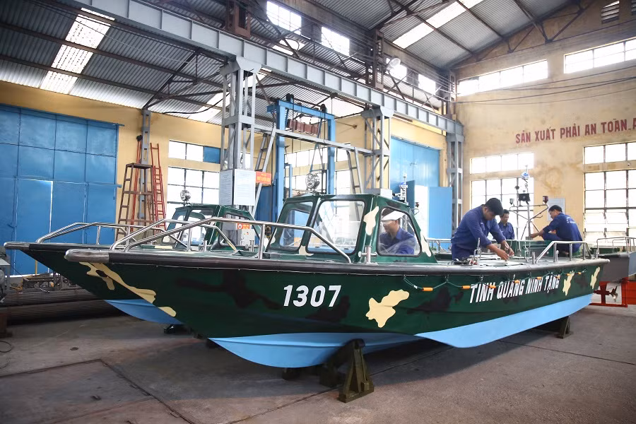 Trong tương lai, xuồng CQ sẽ còn được cải tiến, nâng cao khả năng hoạt động cũng như độ bền. Nguồn ảnh: QPVN.