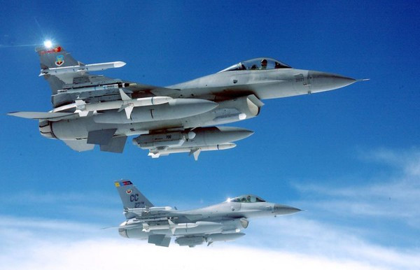Năng lực tác chiến của loại máy bay này thậm chí vượt cả Su-35 của Trung Quốc mua từ Nga.