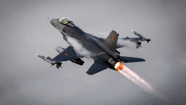 Tập đoàn Lockheed Martin đang tích cực giới thiệu tới khách hàng gói nâng cấp Viper, nhằm giúp cho F-16 có năng lực tác chiến tiệm cận tiêm kích thế hệ 5. Đây chính là gói mà họ đã nâng cấp cho không quân Đài Loan.