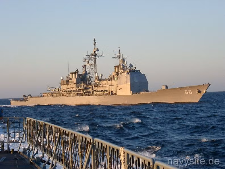 Tới tháng 9/1991, tàu được gia nhập biên chế Hải quân Mỹ và hoạt động cho tới tận ngày nay. Hiện tại, các tàu lớp Ticonderoga cùng với các tàu lớp Kirov của Nga và tàu Type 055 của Trung Quốc được coi là ba lớp tuần dương hạm cuối cùng trên thế giới (Trung Quốc chỉ coi Type 055 là khu trục hạm). Nguồn ảnh: Navysite.