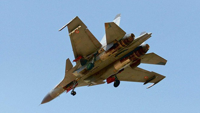 Vấn đề đầu tiên được Ấn Độ nhắc tới là độ tin cậy của Su-30MKI không cao, không thể hoạt động đầy đủ trong cuộc chiến tranh cường độ lớn, đây là bất lợi khó chấp nhận