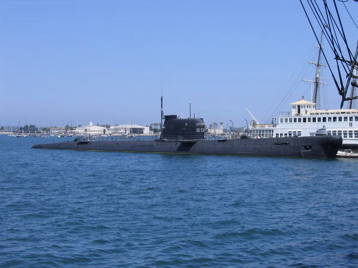 Chủ sở hữu cũ của tàu Scorpion hy vọng tàu sẽ được đại tu lại để có thể tiếp tục hoạt động trên biển. Tuy nhiên, không rõ tới bao giờ quá trình đại tu này sẽ kết thúc. Nguồn ảnh: Pinterest.