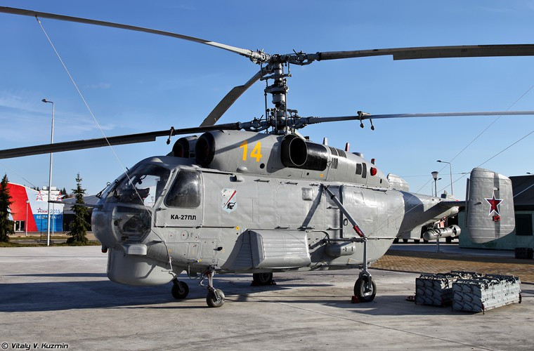 Ở phiên bản cải tiến Ka-29, khả năng mang vũ khí của dòng trực thăng đồng trục này đã được nâng lên gấp 4 lần - nghĩa là có tới bốn giá treo cứng, mang theo được nhiều loại bom, pháo phản lực, thậm chí là tên lửa. Nguồn ảnh: Vitaly.