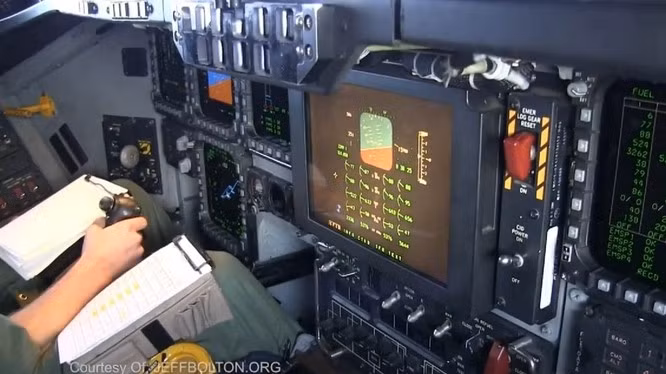 Tất cả những trang bị mới đều được thực hiện theo yêu cầu của Không quân Mỹ nhằm lấy lại lợi thế đang dần mất đi cho dòng máy bay này trong trường hợp xảy ra xung đột với lực lượng Nga.